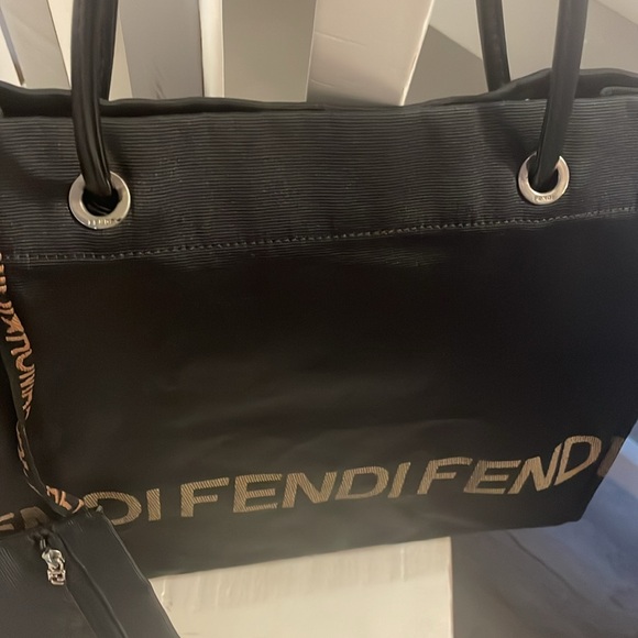 💯Authentic Fendi Tote with pouch - Picture 7 of 11